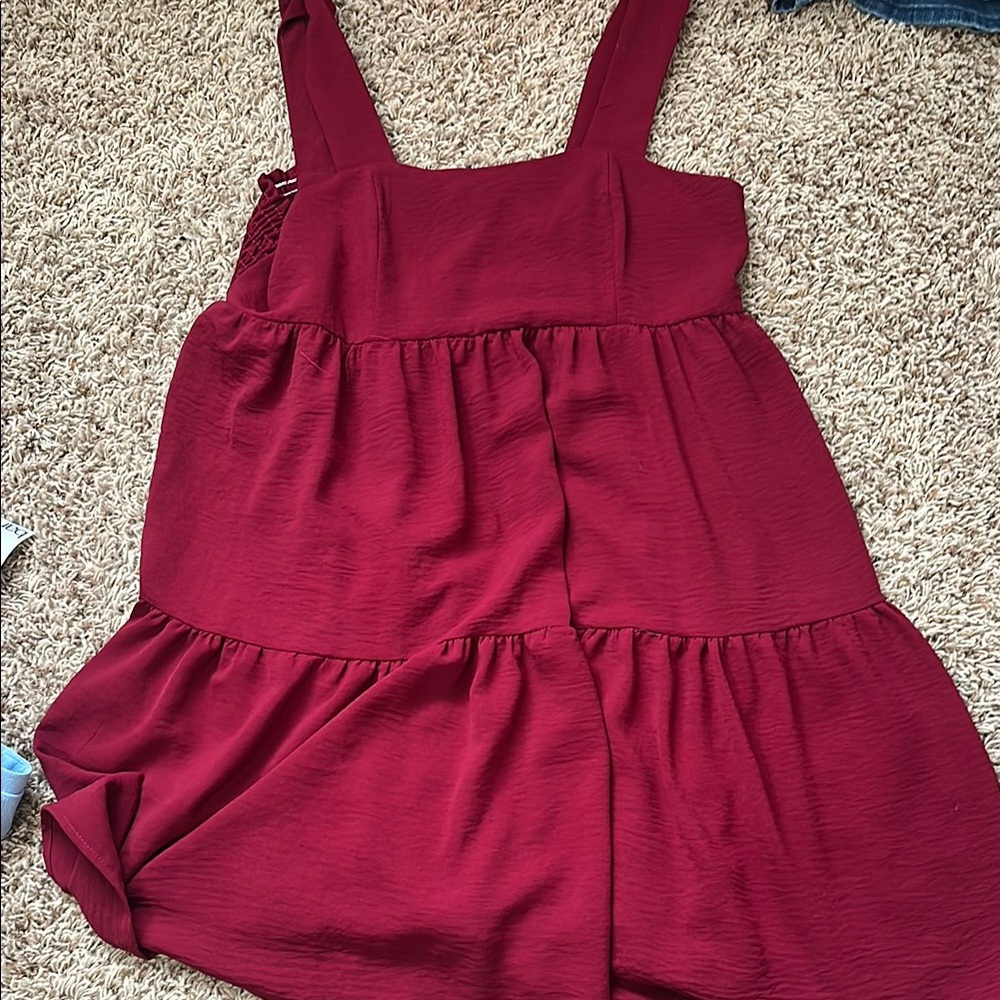 Elegant Burgundy Sleeveless Dress